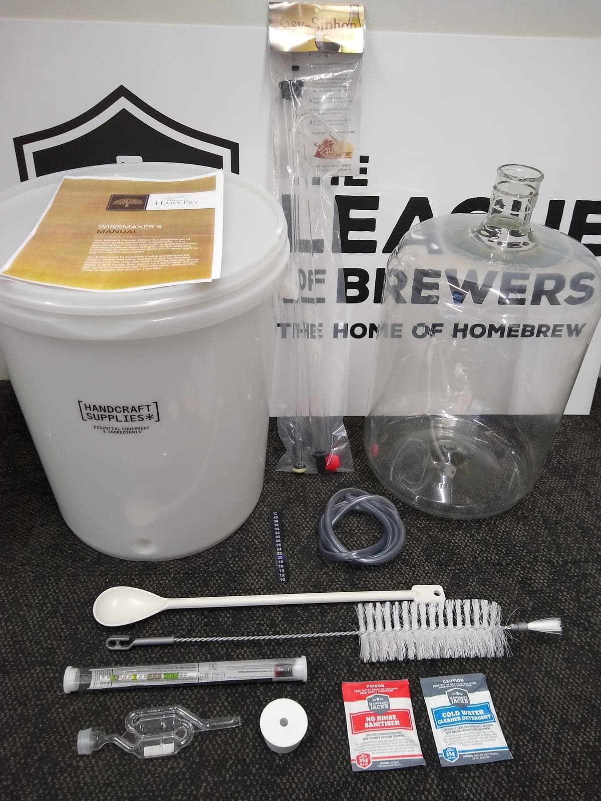 Vintner's Harvest Home Winery Starter Kit image 2