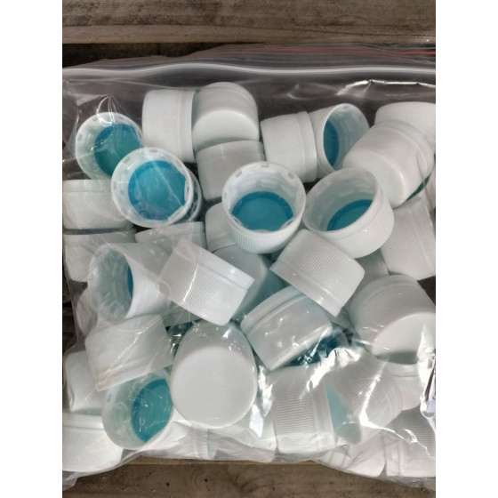 White pat caps